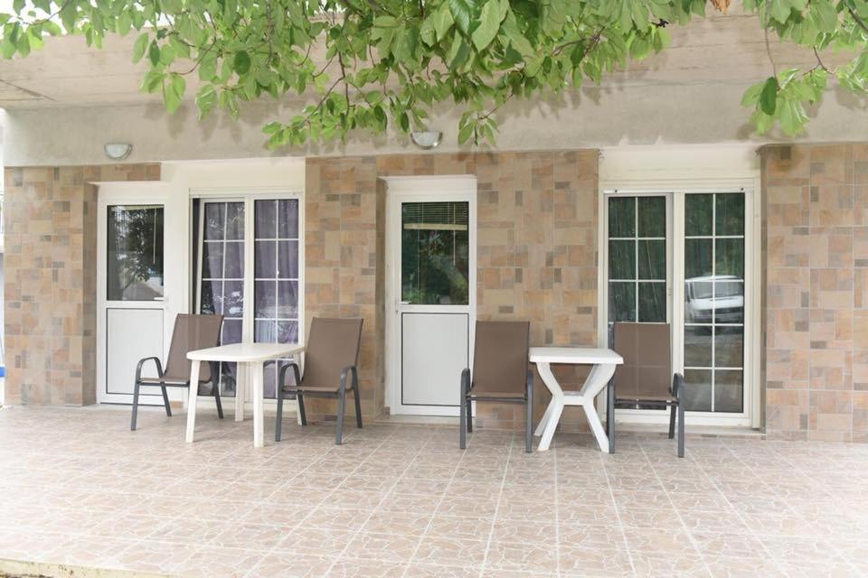 Villa Leonidas Koutsoupia Kokkino Nero Ngoại thất bức ảnh