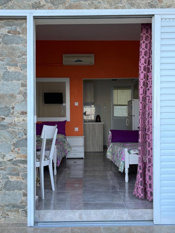 Villa Leonidas Koutsoupia Kokkino Nero Ngoại thất bức ảnh